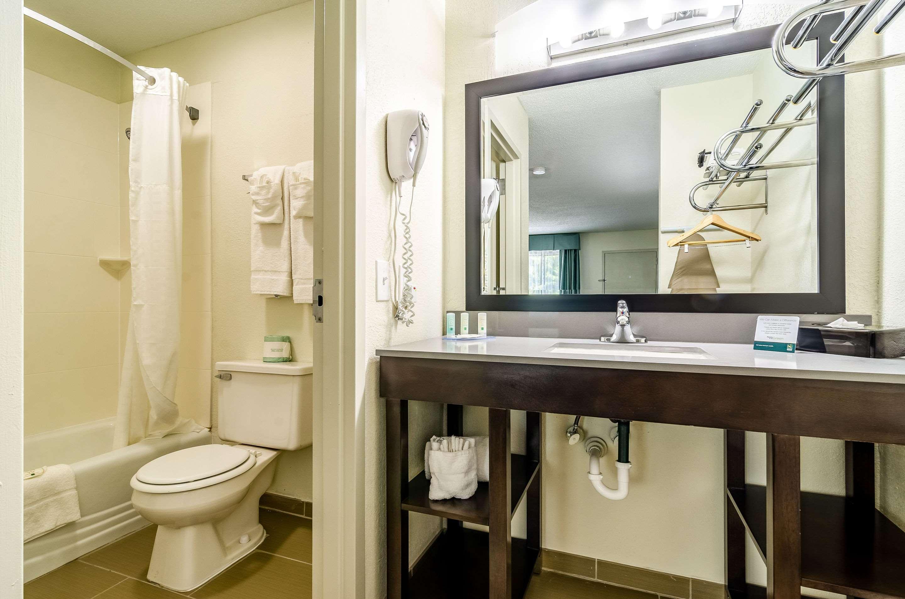 Quality Inn & Suites Creedmor - Butner Creedmoor Экстерьер фото