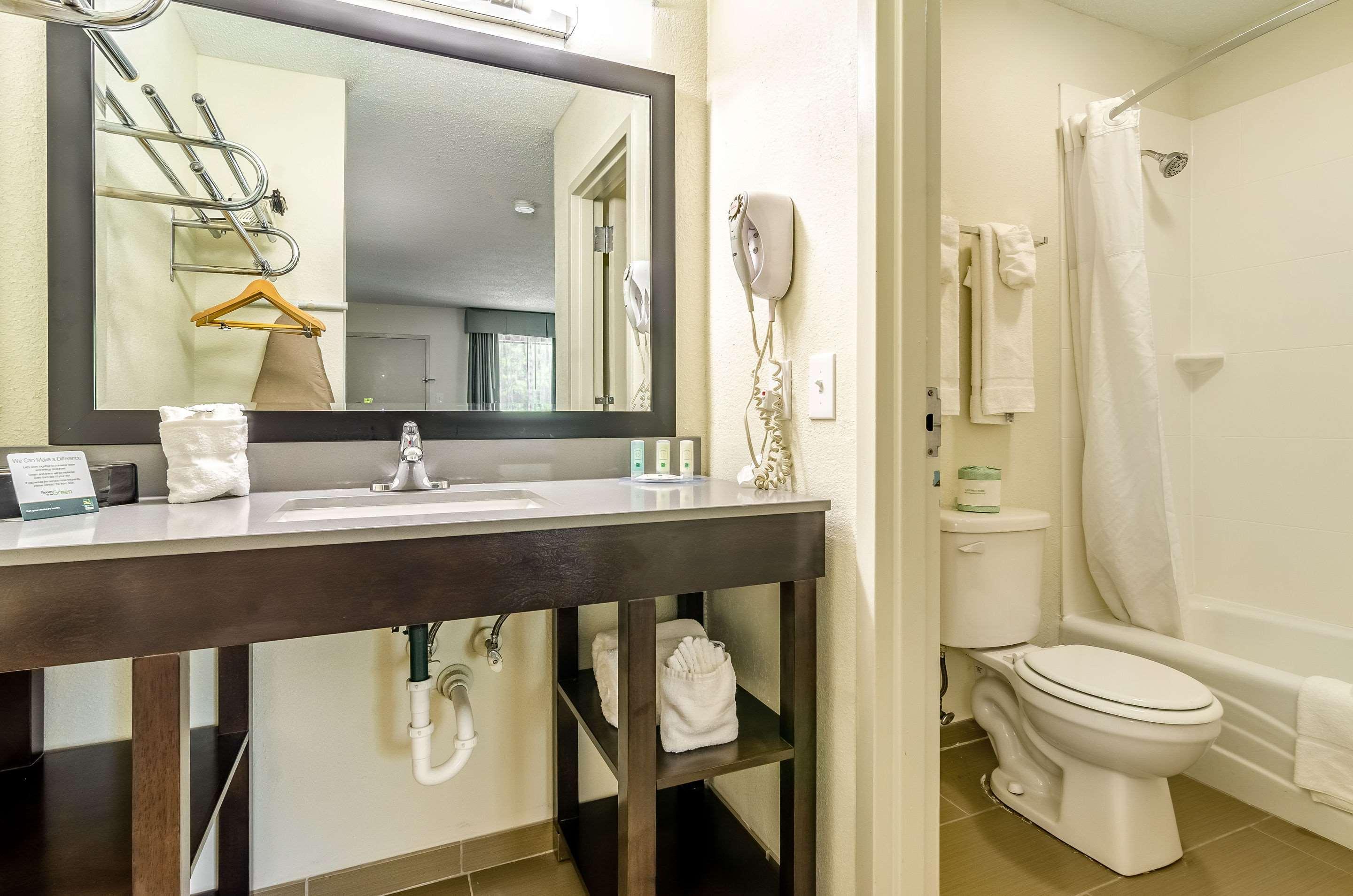 Quality Inn & Suites Creedmor - Butner Creedmoor Экстерьер фото