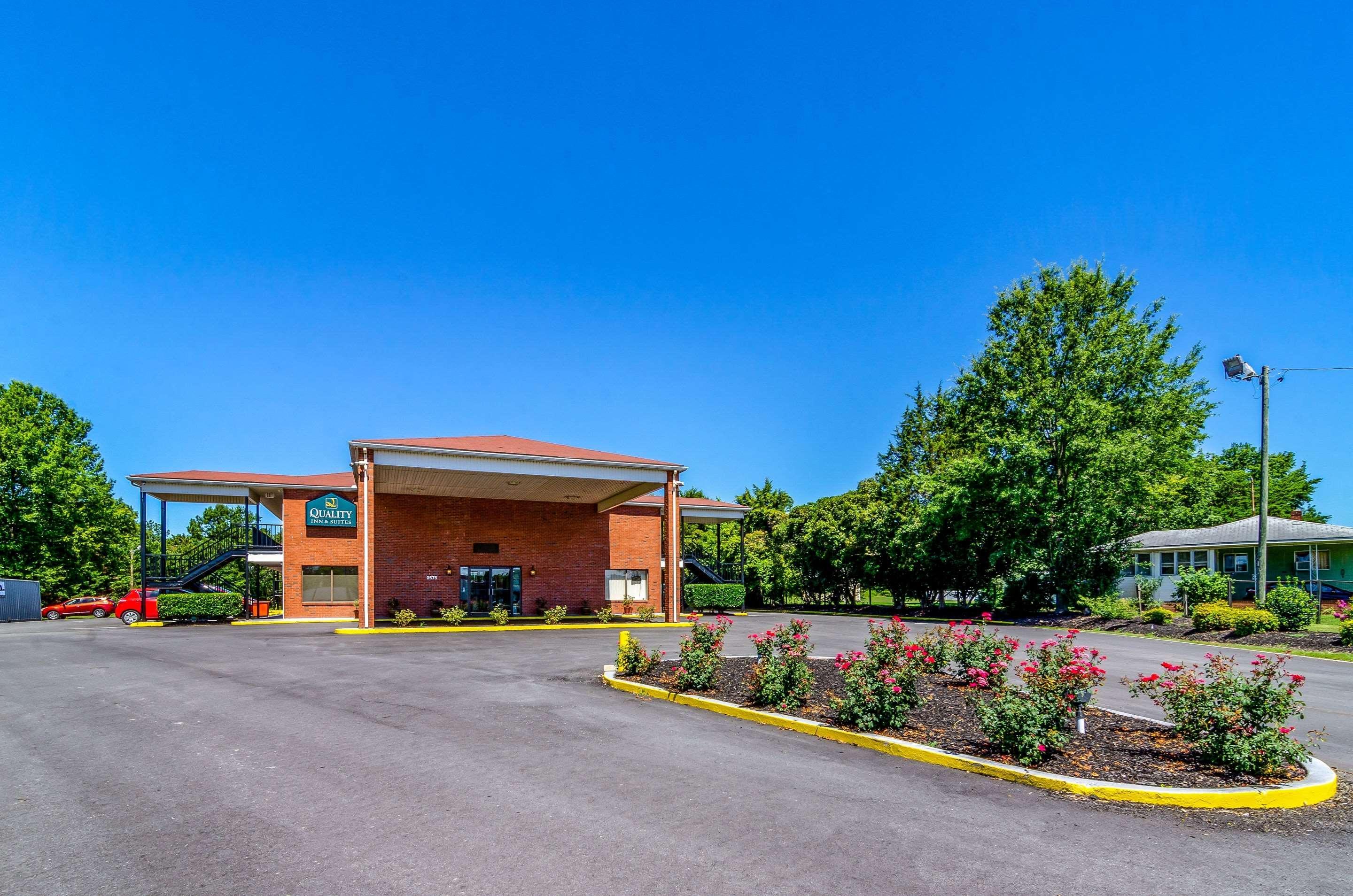 Quality Inn & Suites Creedmor - Butner Creedmoor Экстерьер фото