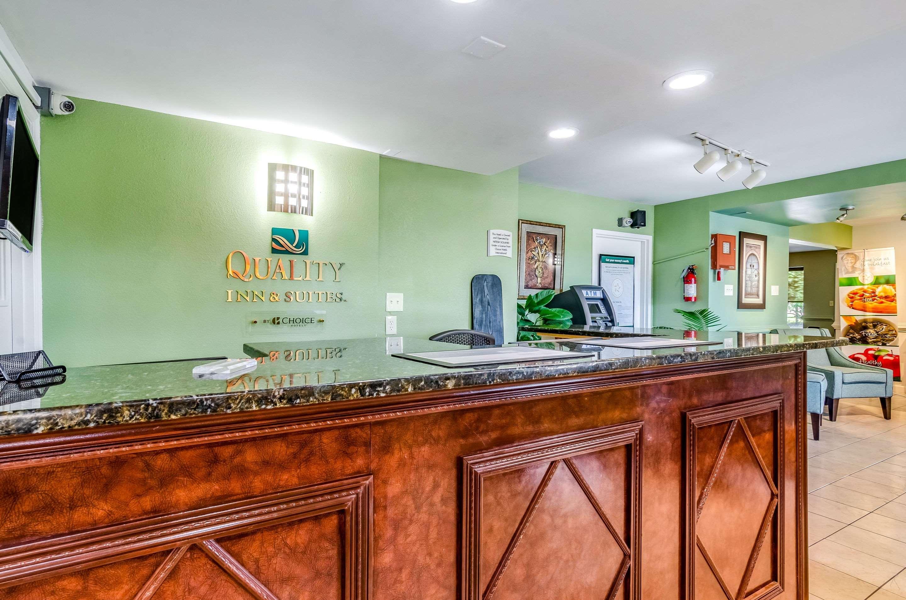 Quality Inn & Suites Creedmor - Butner Creedmoor Экстерьер фото