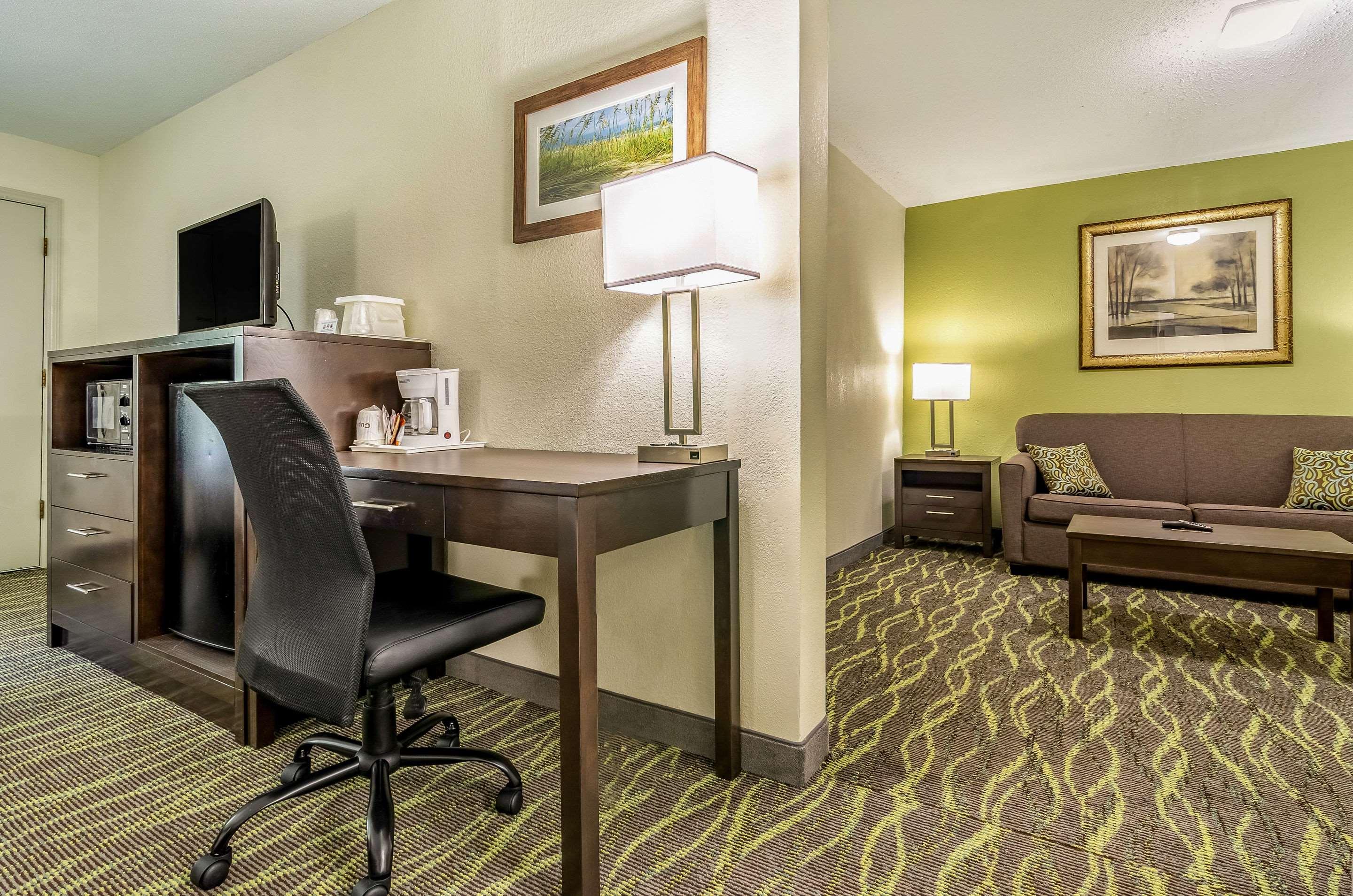 Quality Inn & Suites Creedmor - Butner Creedmoor Экстерьер фото