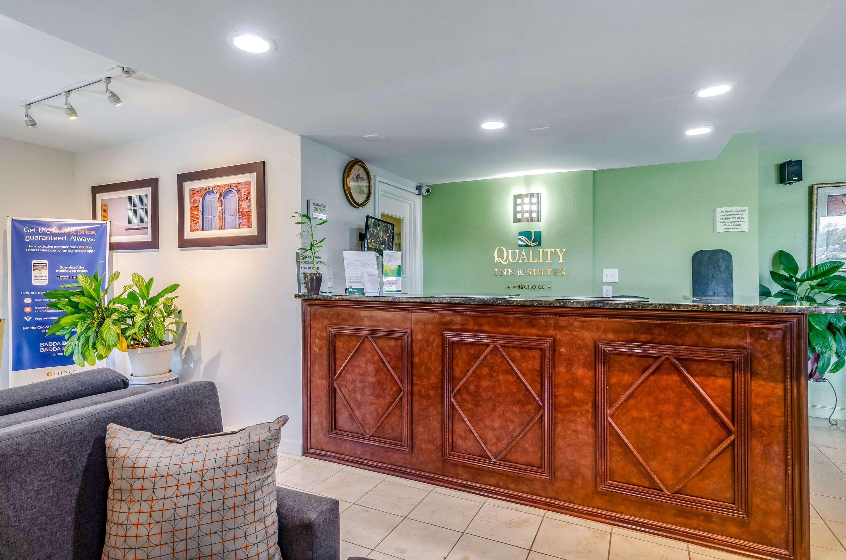 Quality Inn & Suites Creedmor - Butner Creedmoor Экстерьер фото